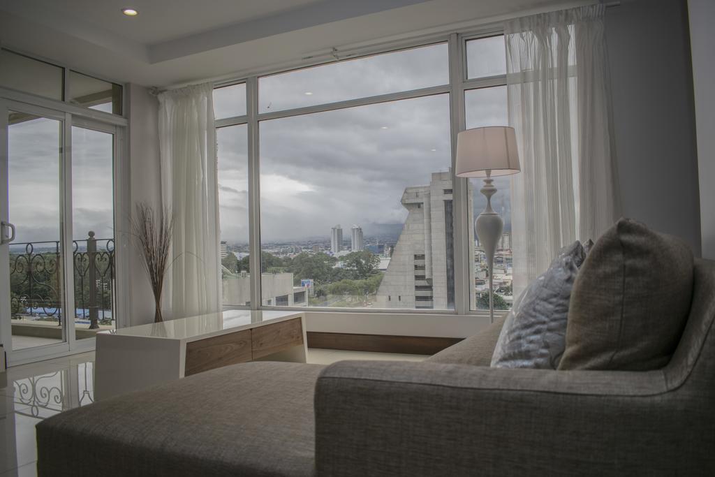 Torres Del Lago Suites And Apartments Сан-Хосе Экстерьер фото